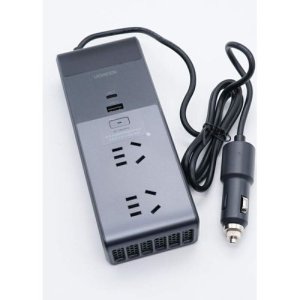 UGREEN CD313 Vehicle-mounted Inverter 12V to 220V 150W.